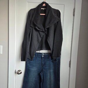 Ann Taylor Open Shawl Jacket/Mossimo Denim Wide Legged Crop